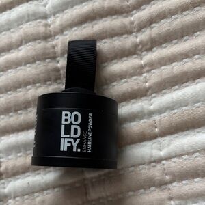 Blonde hairline root powder